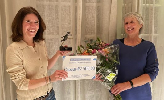 Iris Servatius-Oosterling winnaar VROEG-prijs 2022